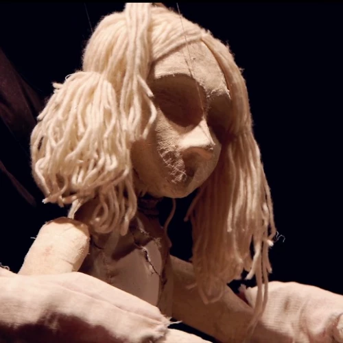 La jeune fille aux mains coupées